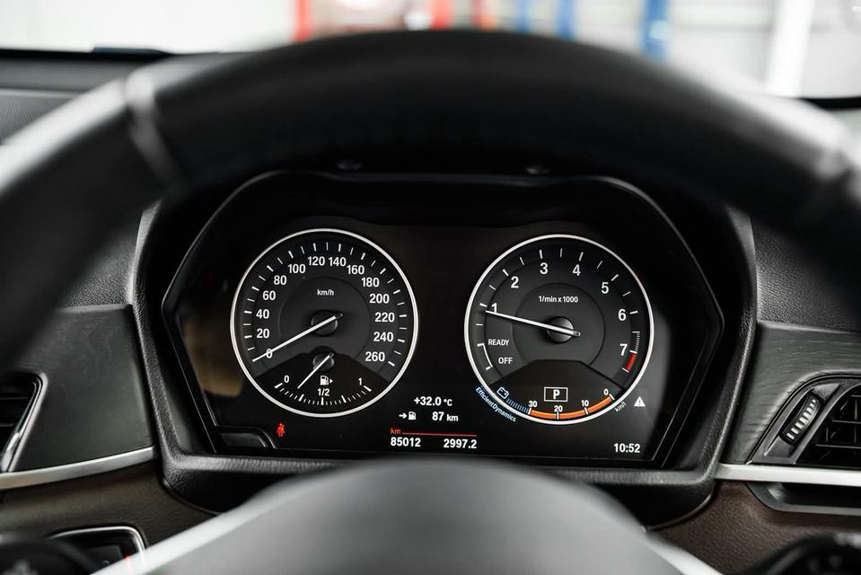 BMW X1 sDrive18i xLine ปี 2016 รูปที่ 14