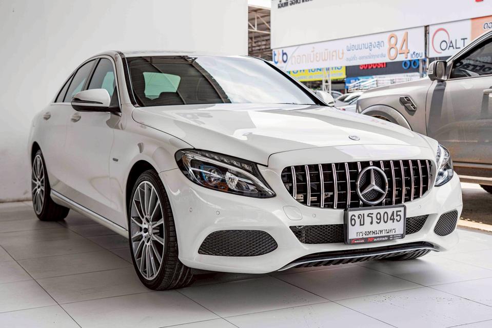 รหัสรถ NP9045 BENZ C350e AVANTGARDE 2018