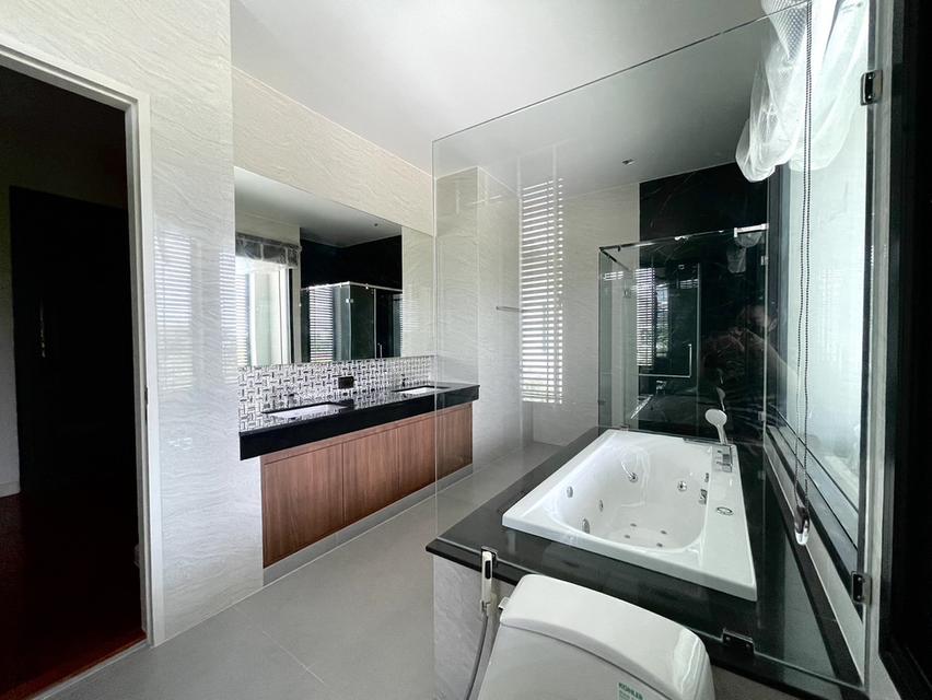 ให้เช่าบ้านเดี่ยวหลังใหญ่  The Pavilla Bangbon  พร้อมสระว่ายน้ำส่วนตัว ตกแต่งพร้อมเข้าอยู่ คฤหาสน์สุดหรูเดอะพาวิลล่า 3