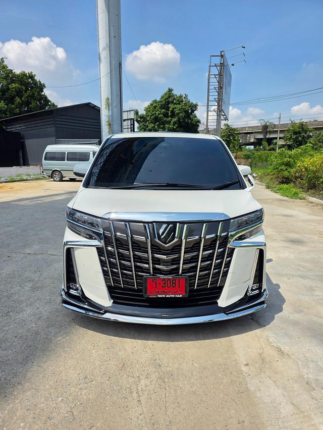 Toyota ALPHARD 2.5SC PACKAGE สีขาว ปี 2024 ไมล์ 20,000 กม. รูปย่อยที่ 3