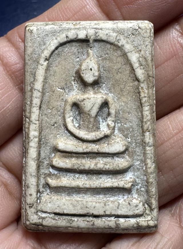 พระสมเด็จพิมพ์ใหญ่  พระผ่านการบบูชา รูปที่ 5