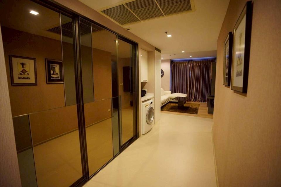 Sale / Rent​ Luxury condo HQ  Sukhumvit 55. Size : 100 square metres Floor : 30 2 bedrooms 2 bathrooms Fully furnished Sale with tenants 2