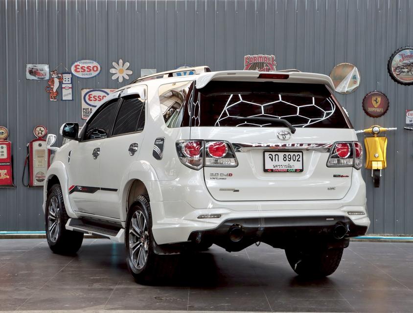 TOYOTA FORTUNER 3.0 TRD Sportivo 4WD ปี 2015