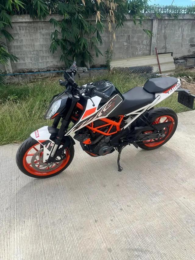 มอเตอร์ไซค์สวยๆราคาดี  KTM Duke 390 4