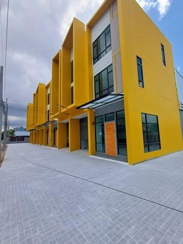 รหัสC7038 ให้เช่าโกดังสร้างใหม่ พร้อมออฟฟิศ 3ชั้น หลังมุม ย่านบางใหญ่ ซอยกัตนา นนทบุรี 2