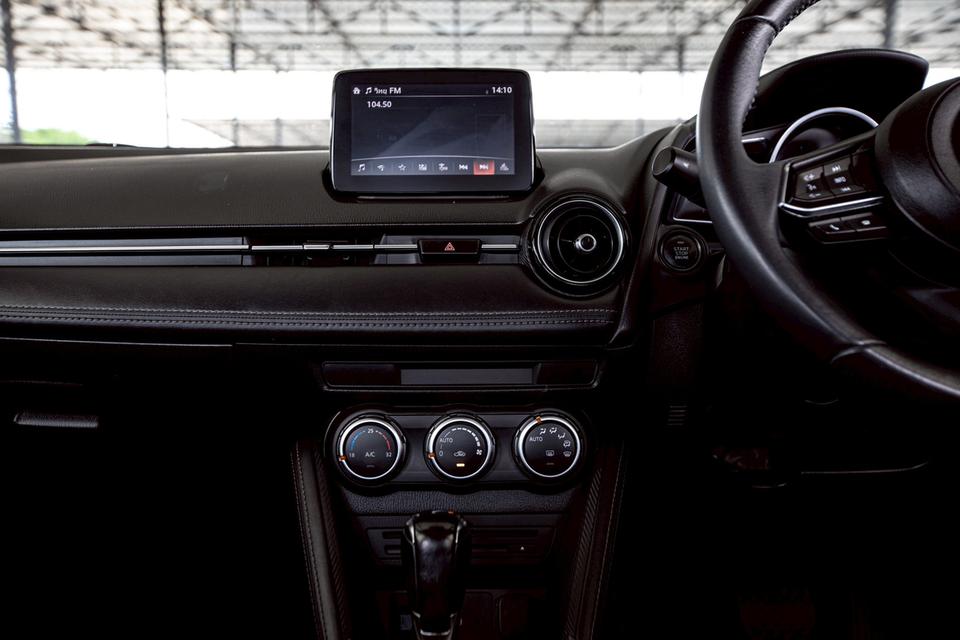 Mazda2 1.5 XD Highplus Led Sedan ดีเซล รุ่นท๊อป ปี 2018 มือเดียวป้ายแดง 15