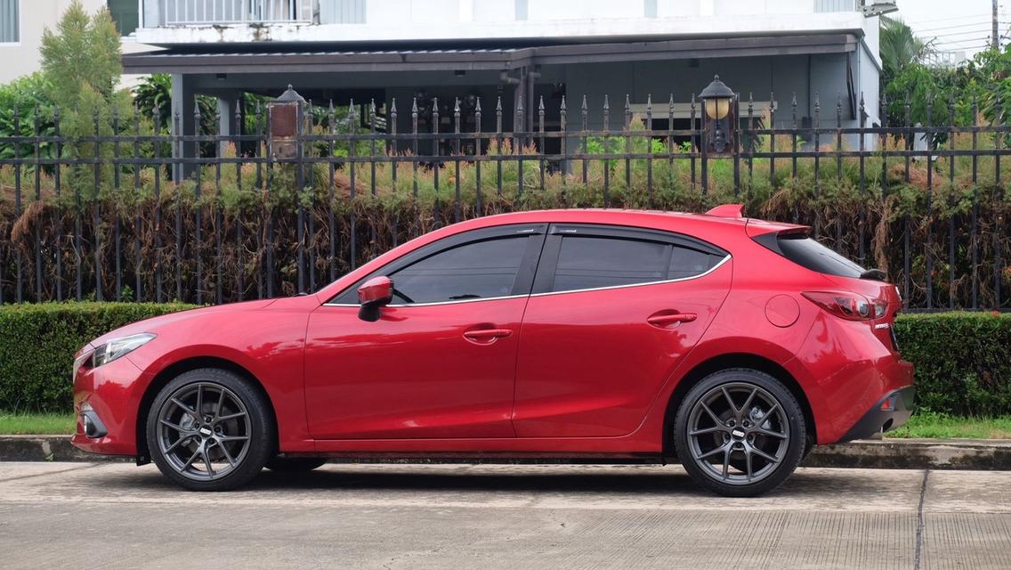 (แจ้งรหัสรถ KN6903) MAZDA 3 รุ่น SP SPORTS ออโต้ ปี 2015 รูปที่ 8