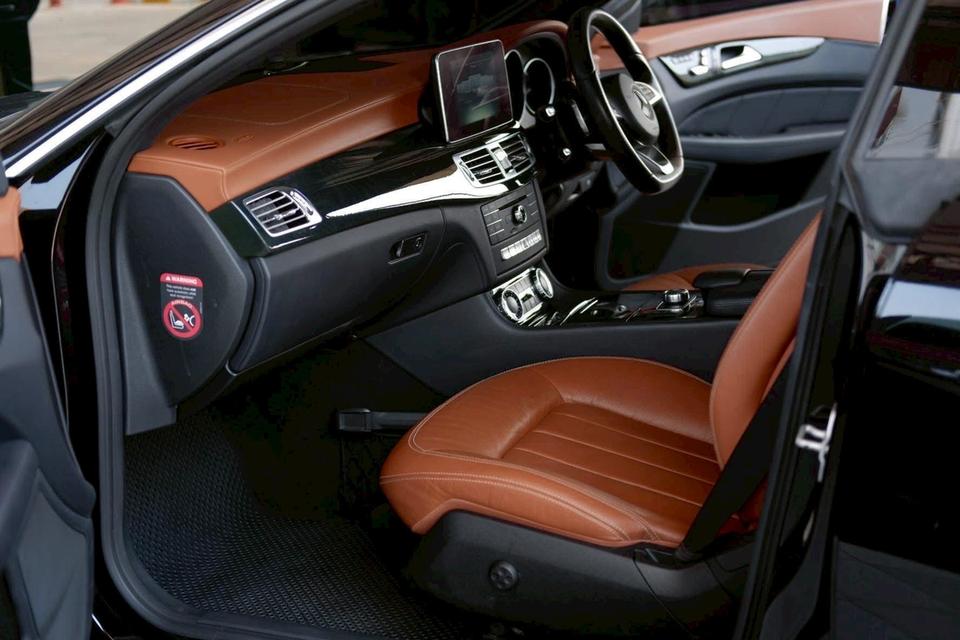 Mercedes-Benz CLS 250d Coupe AMG Premium (W218 Facelift) รูปที่ 13