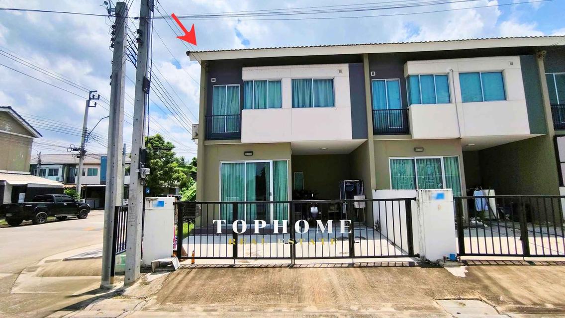 🏡✨ ขายด่วน! ทาวน์เฮ้าส์ 2 ชั้น📍หมู่บ้านพฤกษา 130 หลังมุม ถนนอยู่วิทยา – หนองจอก 🔥หน้าโครงการ ↔️ถนนด้านข้างบ้านกว้าง เดินทางสะดวก 🚗 1