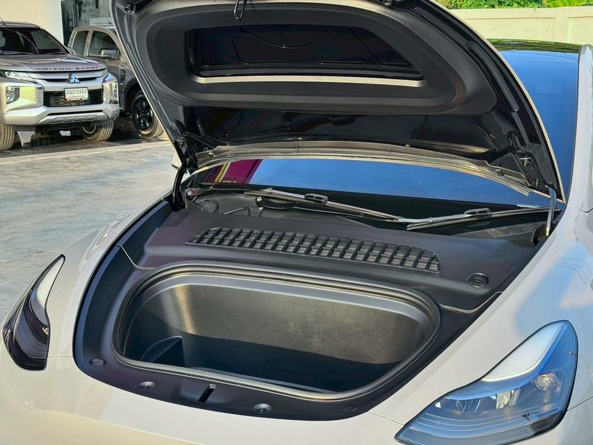 Tesla Model Y RVD ปี23 18