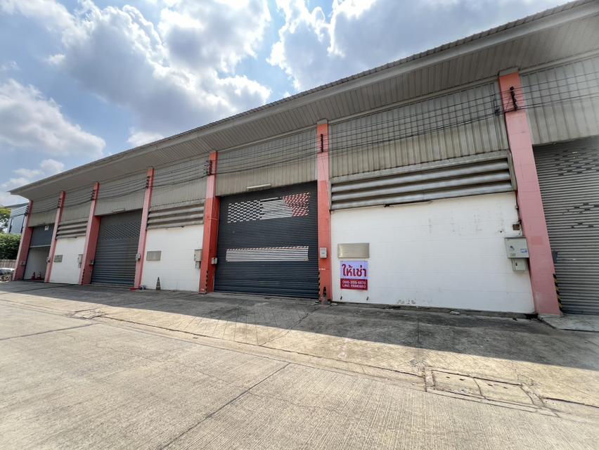 ให้เช่าโกงดังทำเลดีราคาถูก 400 ตรม.ซอยพระแม่การุณย์ 35 ใกล้ดอนเมือง ทางด่วนศรีสมาน 1