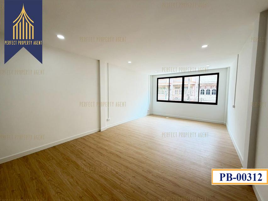 ขายอาคาร 3.5 ชั้น สุขสวัสดิ์ บางจาก พระประแดง ทิศใต้ รีโนเวทใหม่ ค้าขายได้ 19