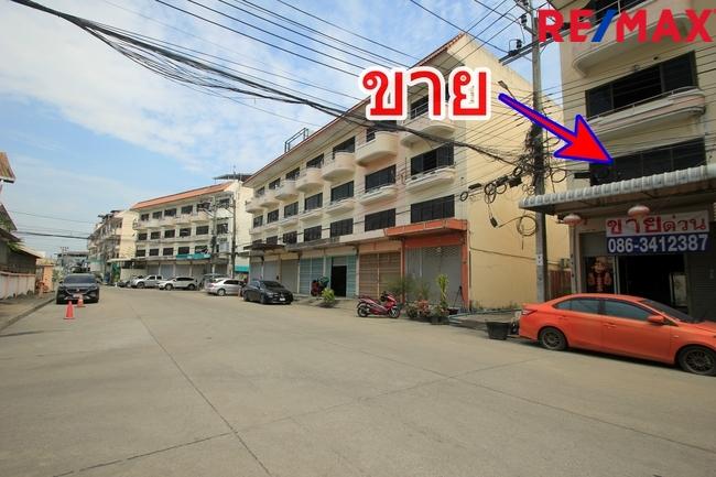 ตึกแถวสุขสวัสดิ์ประชาอุทิศ สุขนิเวศน์2 สุขสวัสดิ์64 ประชาอุทิศ33 ห้องมุม ริมถนนเมนหน้าโครงการ อยู่อาศัย ค้าขาย ทำสำนักงาน 3ชั้น ใกล้สะพานภูมิพล 12