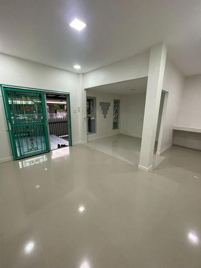 ขายบ้านเดี่ยว ชั้นเดียว เนื้อที่ 37.3 ตรว.  หมู่บ้านเพ็ญศิริ 3 ถนนมิตรไมตรี 6/5  5