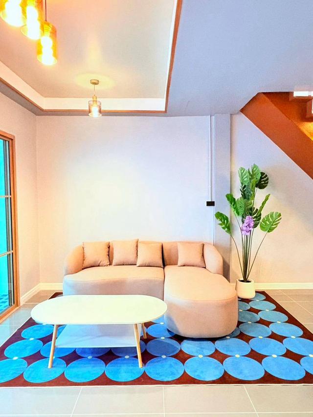หมู่บ้านบุษกร-รัตติยา ติดถนนกาญจนาภิเษก ทาวน์เฮาส์ 2 ชั้น ตกแต่งใหม่พร้อมอยู่ 5