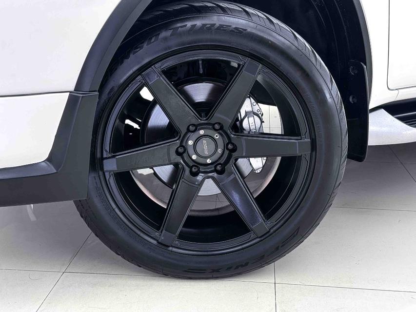 TOYOTA FORTUNER 2.4 V โฉมปี (15-ปัจจุบัน) 2020 รูปที่ 7
