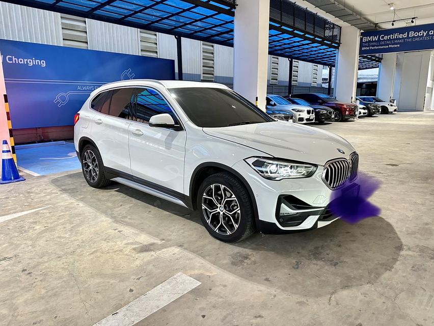 BMW X1 Diesel สีขาวจดทะเบียน 2023ผู้หญิงใช้มือเดียว วิ่งมา 77,000 โล 1