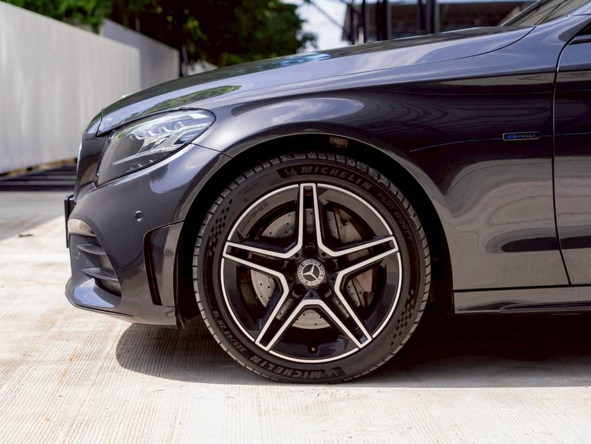 Mercedes Benz C300e AMG SPORT  ปี จด 2022 19