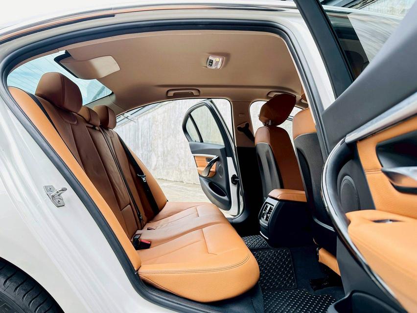 ขาย BMW 320d ปี19 11