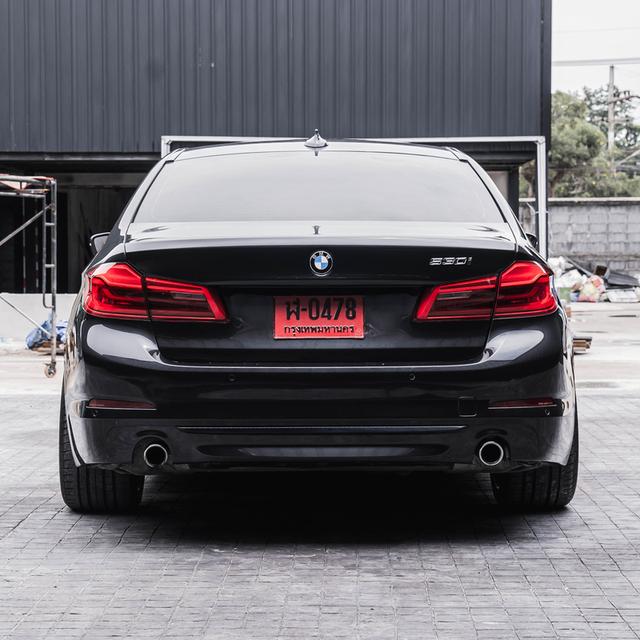 รหัสรถ 67GG6561 BMW 530i G30 ปี2017