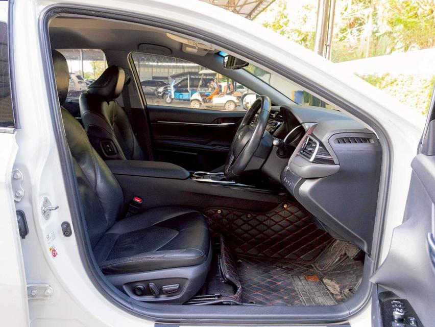Toyota Camry 2.0G ปี 2019 (เข้าศูนย์ทุกระยะ) เจ้าของเดียว สภาพสวย สีเดิมทุกจุด ยางปี 2024 17