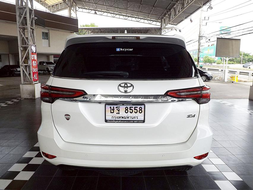 รหัสรถ KCY8558 TOYOTA FORTUNER 2.4V AUTO 4WD ปี 2021 7