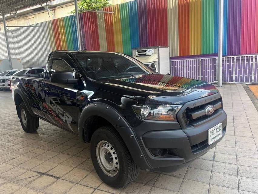   Ford Ranger 2.2 SINGLE ตอนเดียว Standard XL 4WD ปี : 2022 เกียร์ : ธรรมดา เครื่องยนต์ : 2.2CC ดีเซล สี : ดำ รถไมล์แท้วิ่งน้อยมาก18,xxxกว่ากิโล 3