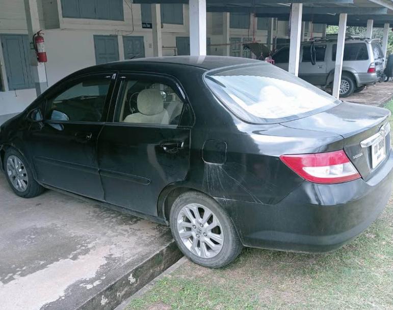 Honda City ปี 2004 สีดำ 5