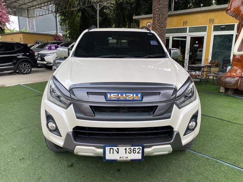  ISUZU D-MAX CAB 4 รุ่นV-CROSS 4WD เครื่อง3.0cc. Ddi M ปี 2019 AUTO  1