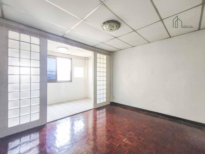 ทาวน์เฮ้าส์ 2 ชั้น บ้านสินพัฒนา 4 ทำเล งามวงศ์วาน – รัตนาธิเบศร์ ใกล้ BTS ศูนย์ราชการนนทบุรี 13