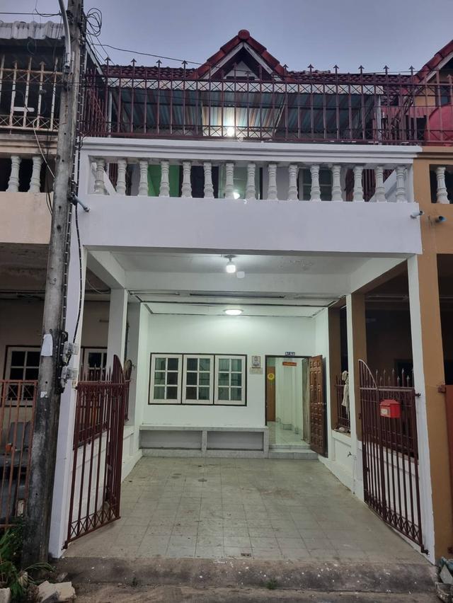 ให้เช่าทาวน์เฮ้าส์ 2 ชั้น ซ.บ้านแสงตะวัน ตำบลวัดไทร อ.เมืองนครสวรรค์ 1