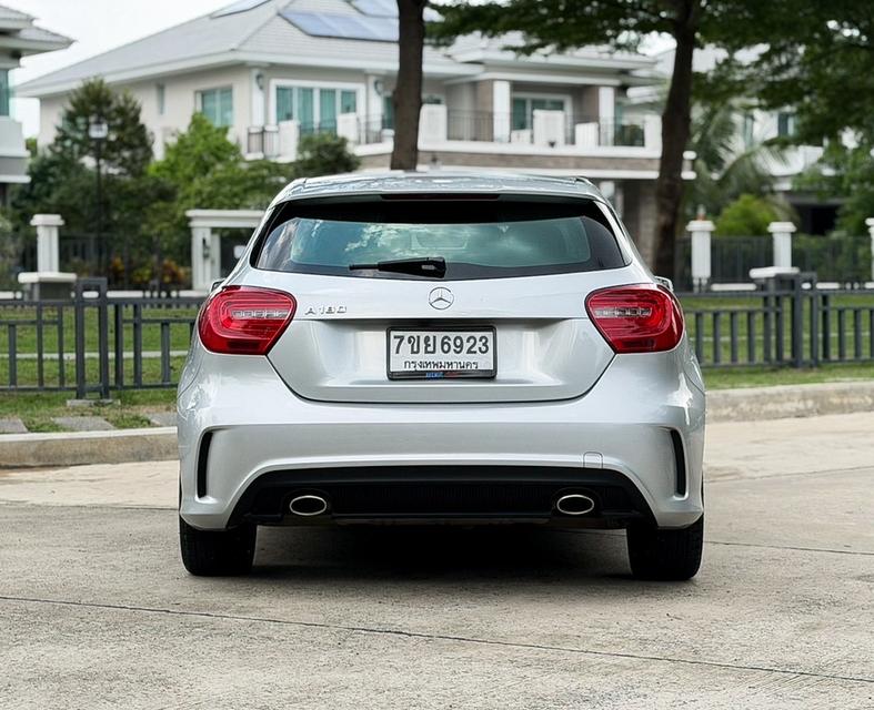 รหัสรถ AVA6923 🌟 Benz A180 W176 ปี 2015 ตัว AMG Top สุด รูปย่อยที่ 3