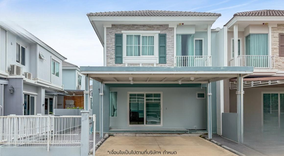 ขายบ้านแฝดมือสอง โครงการ วิลลาจจิโอ ปิ่นเกล้า-ศาลายา (Villaggio Pinklao-Salaya) เนื้อที่ 35 ตร.ว. ใกล้เซ็นทรัลศาลายา และจุดขึ้นทางด่วนศรีรัช 1