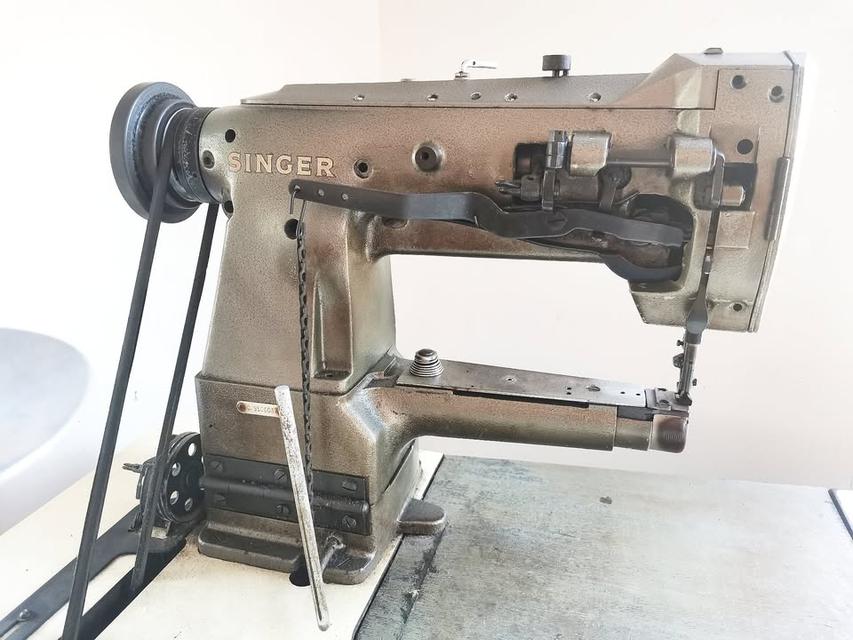 ขายจักรเย็บหนัง จักรกระบอกนอน SINGER 155B-8BV