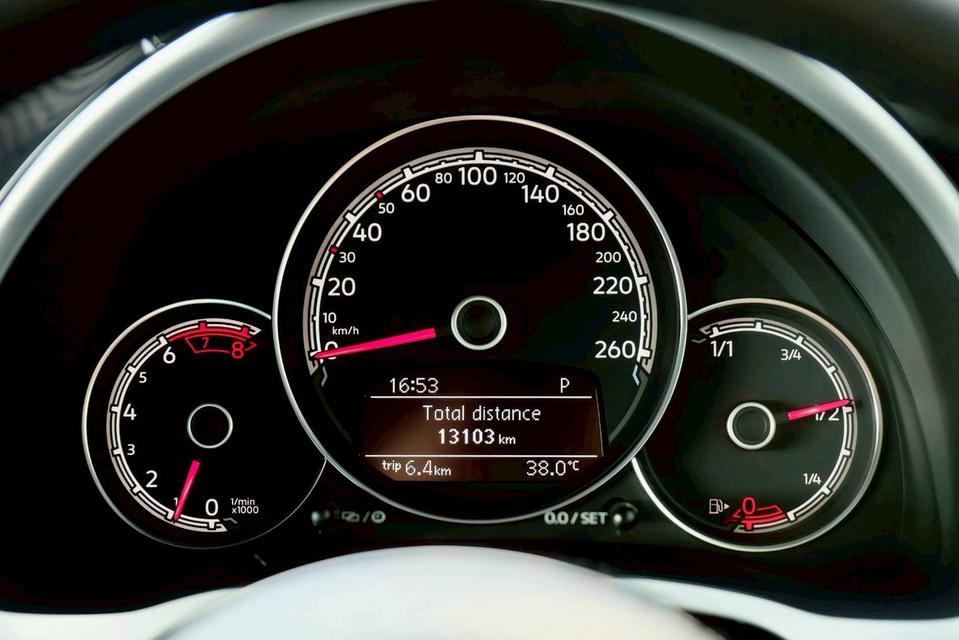 รหัสรถ PR75 VW Beetle 1.4 TSI Turbo R-Line ปี 2021 9