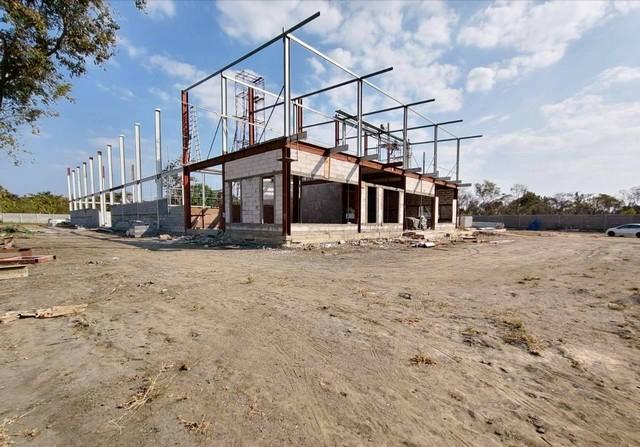 ขายโรงงานและให้เช่าโรงงานสร้างใหม่ใกล้นิคมเกตเวย์ฉะเชิงเทรา ผังม่วงลาย บนเนื้อที่ดิน 4 ไร่ 2