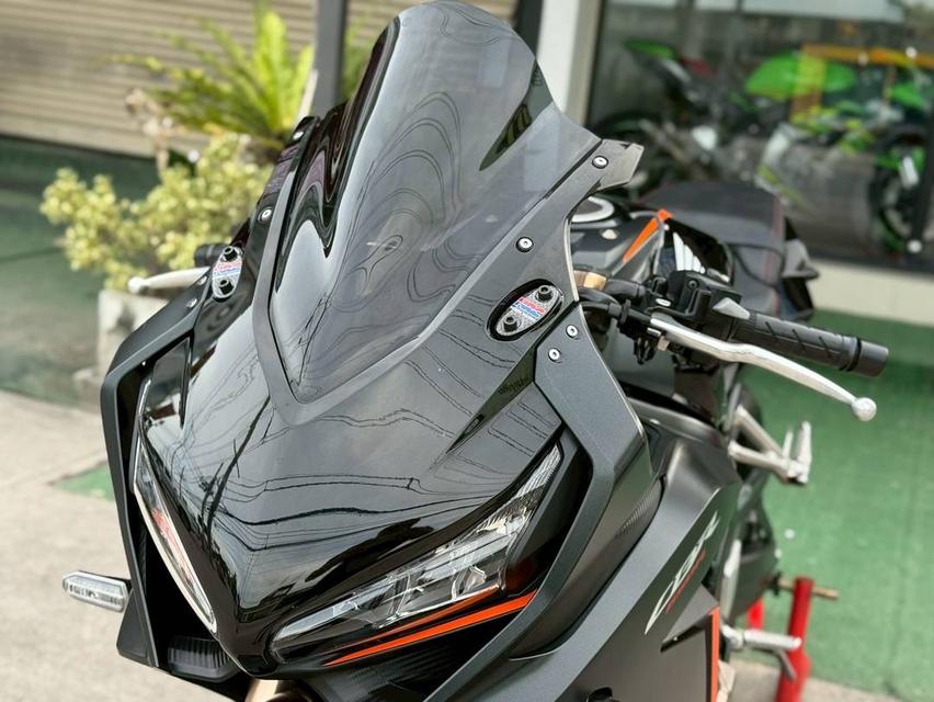 CBR650R 6