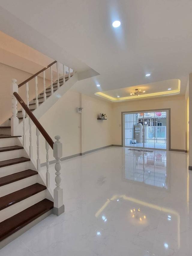 หมู่บ้านบัวทอง3 6