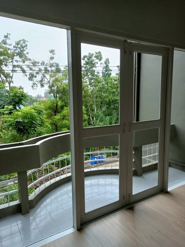 ขาย อาคารพาณิชย์ 3ชั้นครึ่ง หมู่บ้านสุภาพงศ์ 2 ใกล้7-11 ติดถนนใหญ่ (ลำลูกกา คลอง 7) 12