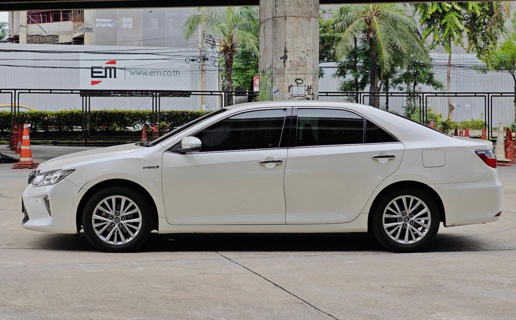 Toyota Camry 2.5 HV Hybrid ปี 2017  3