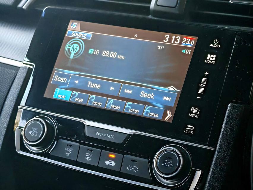 ขาย HONDA CIVIC 1.8 EL โฉม FC ปี 2017 เลขไมล์ 160,000 กม. 14