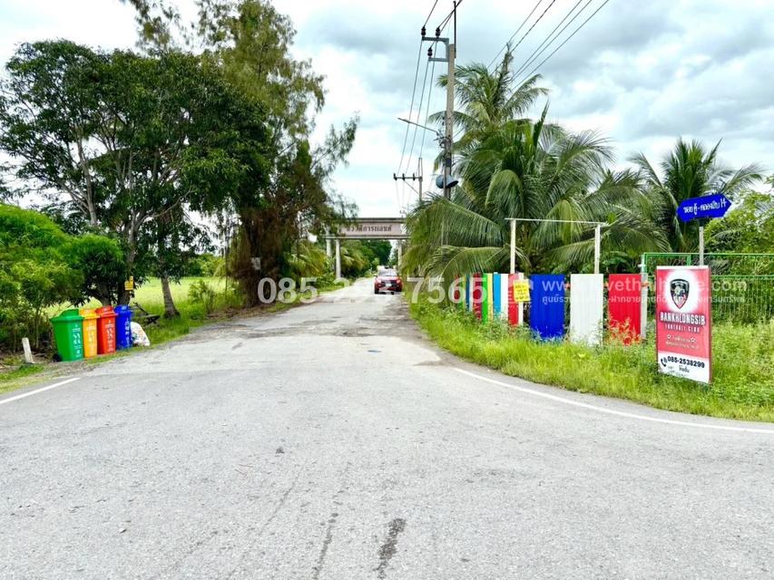 ขายที่ดิน ย่านหนองจอก ถนนคู้-คลองสิบ14 ซอยสวัสดิการแลนด์ แปลงมุม พื้นที่ 103.9 ตารางวา ราคาพิเศษเพียง 750,000 บาท บรรยากาศดี เงียบสงบ พื้นที่สีเขียว 10