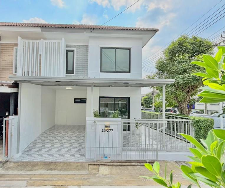 หมู่บ้านพฤกษาวิลล์63/1 พระราม5 นครอินทร์ทาวน์เฮาส์ 2 ชั้น หลังมุม ทำเลดีติดถนน พระราม 5//ถนนพิบูลสงคราม//ถนนติวานนท์ ทางเข้าวัดสังฆทาน 1