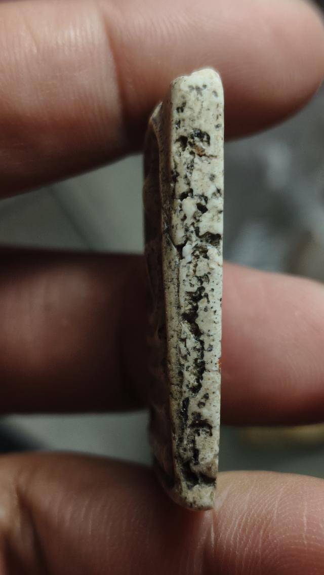 พระสมเด็จพิมพ์ใหญ่เนื้อแกร่งสวยงาม 4