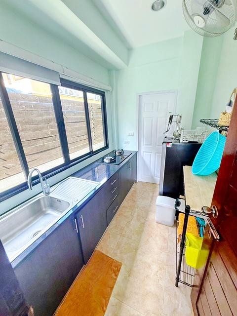 ให้เช่า คฤหาสน์ใหญ่ที่สุดหมู่บ้าน 5นอน ลด 50% นานาชาติ RIS รามคำแหง164 เครื่องใช้ไฟฟ้า 6น้ำ 150ตรว เพอร์เฟคเพลส ตลาดนัดข 6