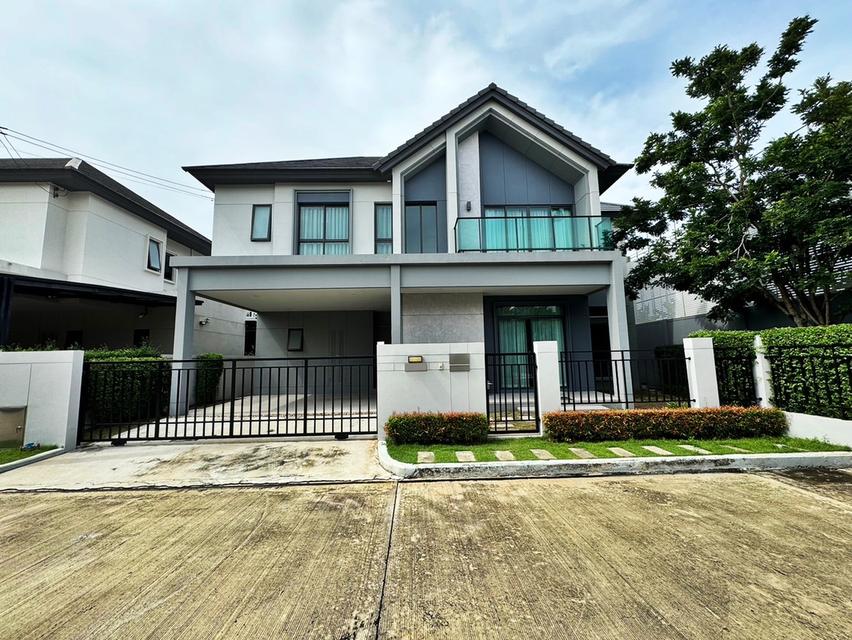 บ้านเดี่ยว "หลังมุม" ตกแต่งใหม่ทั้งหลัง! บางกอก บูเลอวาร์ด พระราม 5 (Bangkok Boulevard Rama 5) ใกล้ถนนนครอินทร์ และ ร.ร.เด่นหล้า พระราม 5