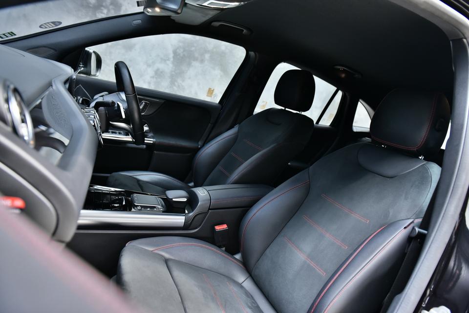 🎊"TOP OPTION เพียง 70,000 กิโล AMG DYNAMIC รถศูนย์ BENZ THAILAND ทะเบียนคืน รูปที่ 11