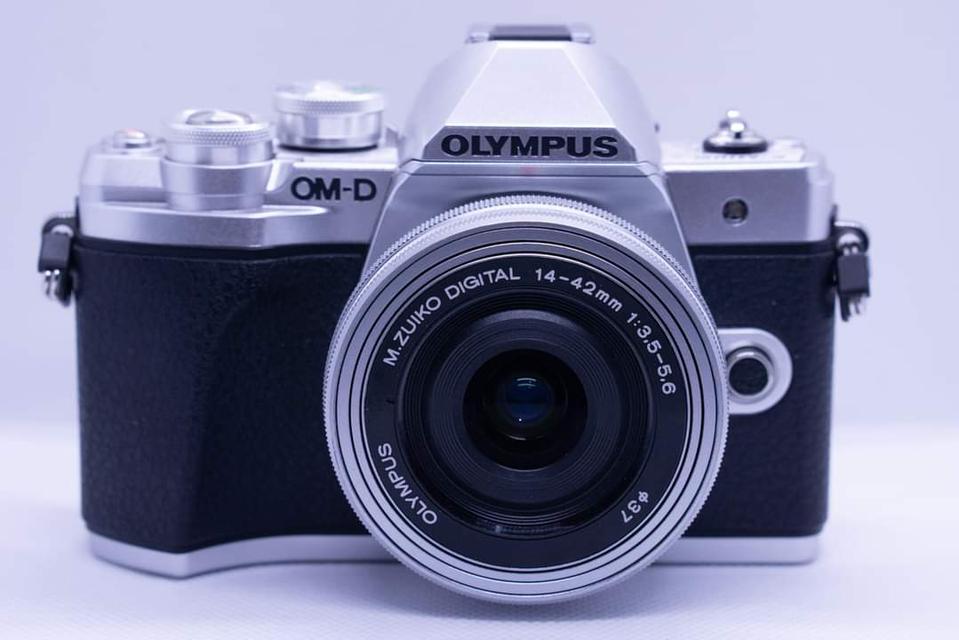 ส่งต่อกล้อง Olympus em 10iiii 2