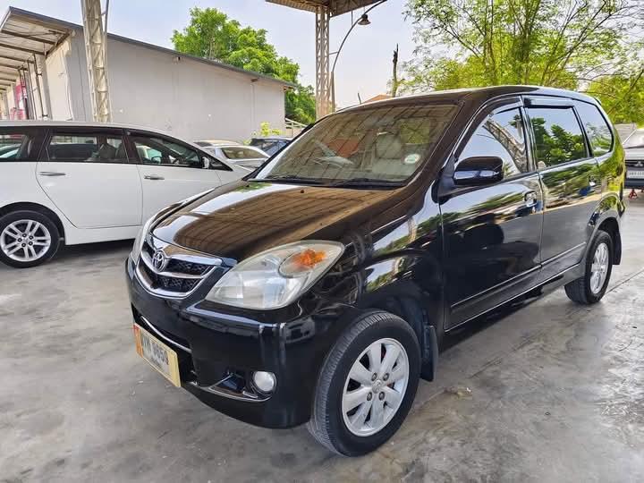 รีบขาย Toyota Avanza 4