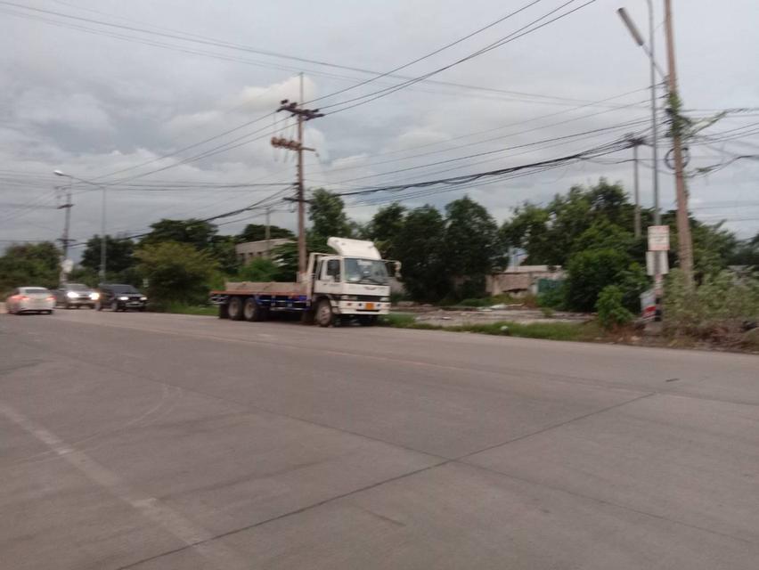 ขายที่ดินเปล่าราคาถูก ที่สวยถมแล้ว 4.5 ไร่ เข้าซอยลำลูกกา 69 (ซอยธารทอง) เป็นถนนทางลัดไปถนนรังสิต-นครนายก ใกล้สถานีรถไฟฟ้าลำลูกกา 7